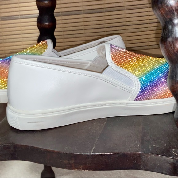 Pride! 🏳️‍🌈🌈Torrid Sparkly rainbow slip on sneakers - Picture 6 of 15